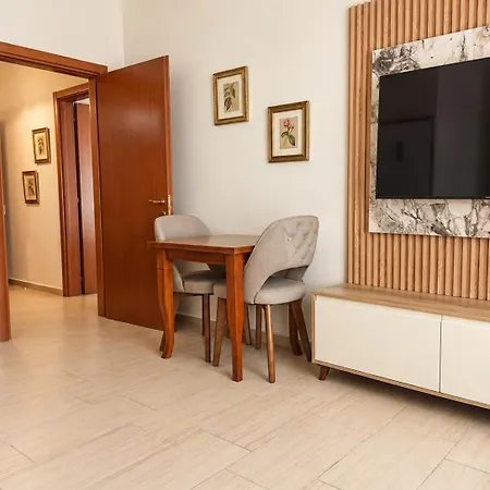 1br, 3 Min To Skanderbeg Square Appartement *