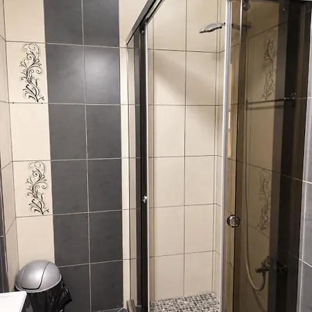 1br, 3 Min To Skanderbeg Square