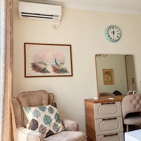 1br, 3 Min To Skanderbeg Square Appartement *